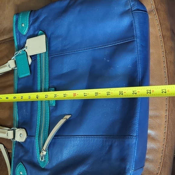 DAISY SPECTATOR LEATHER EMMA TOTE (COACH F23922) - Picture 6 of 13